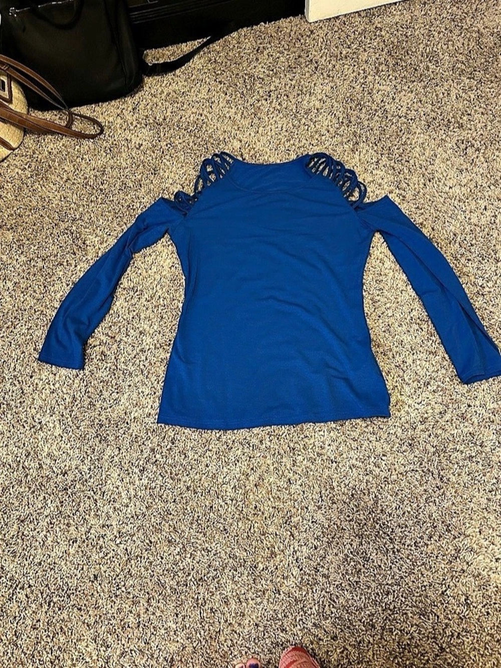 Cable & Gauge Blue Long Sleeve Top